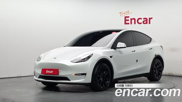Tesla Model Y 2022