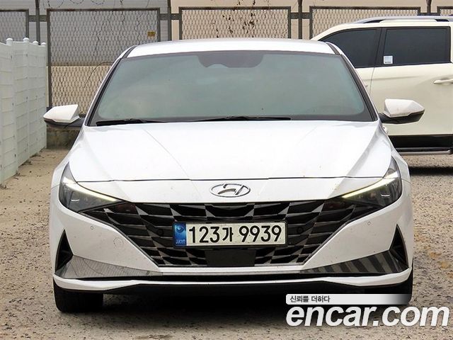Hyundai AVANTE 2021