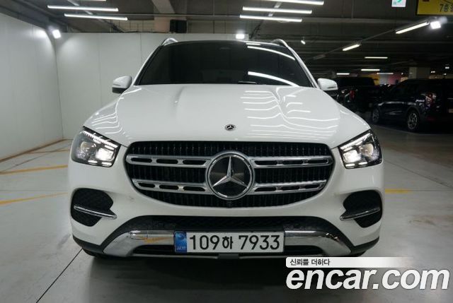 Mercedes-Benz GLE-Class 2025