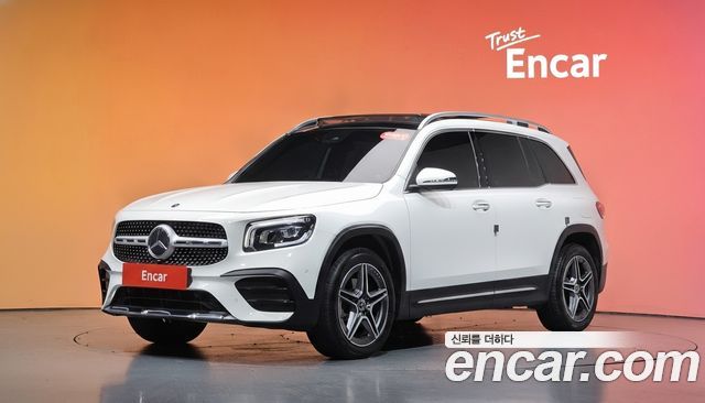 Mercedes-Benz GLB-Class 2021