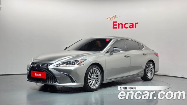 Lexus ES 2018