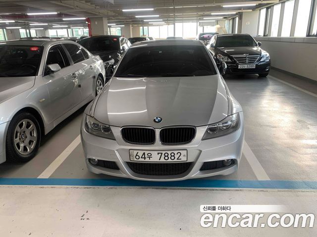 BMW 3-Series 2010