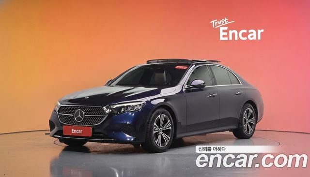 Mercedes-Benz E-Class 2024