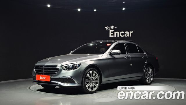 Mercedes-Benz E-Class 2021