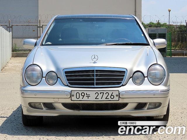 Mercedes-Benz E-Class 2001