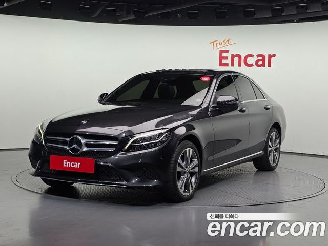 Mercedes-Benz C-Class 2020