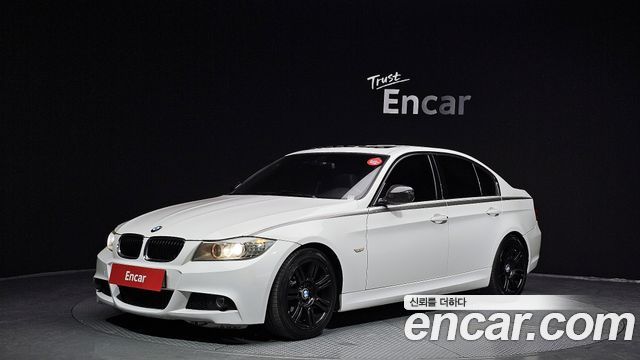 BMW 3-Series 2011