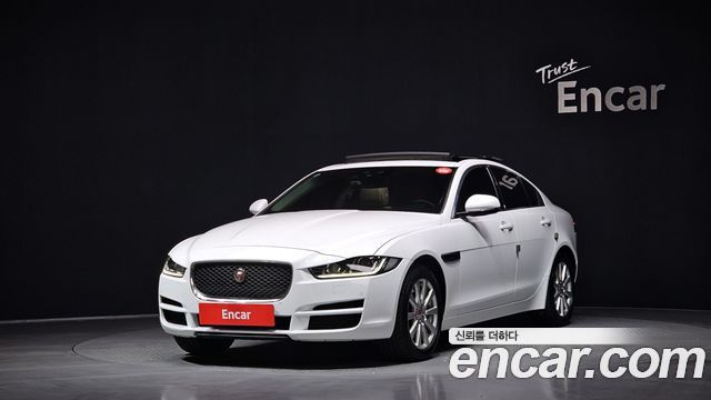 Jaguar XE 2017