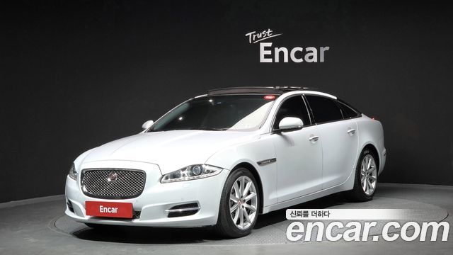 Jaguar XJ 2015