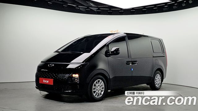 Hyundai Staria 2022