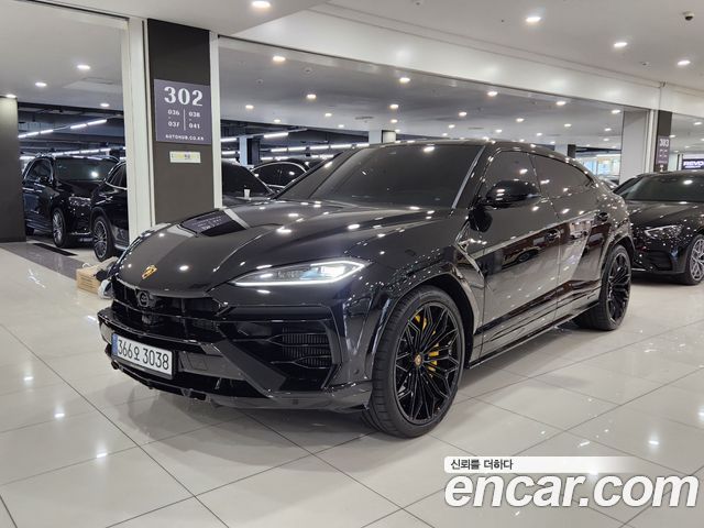 Lamborghini Urus 2025
