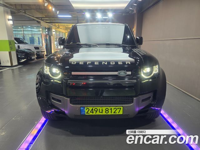 Land Rover Defender 2025