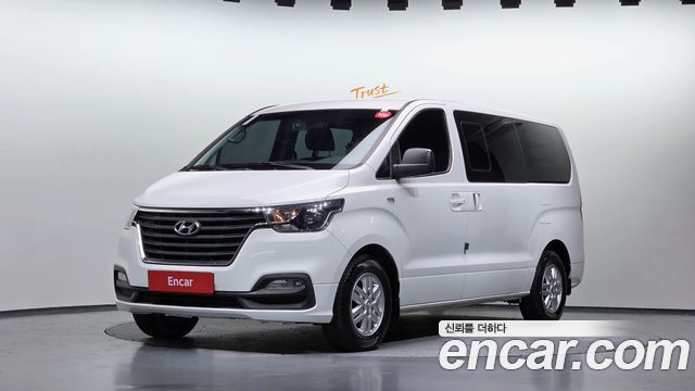 Hyundai Starex 2018