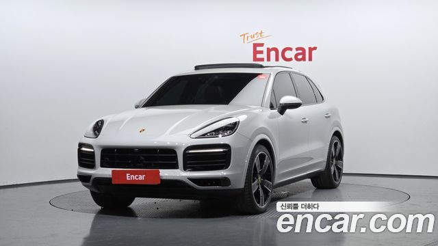 Porsche Cayenne 2021