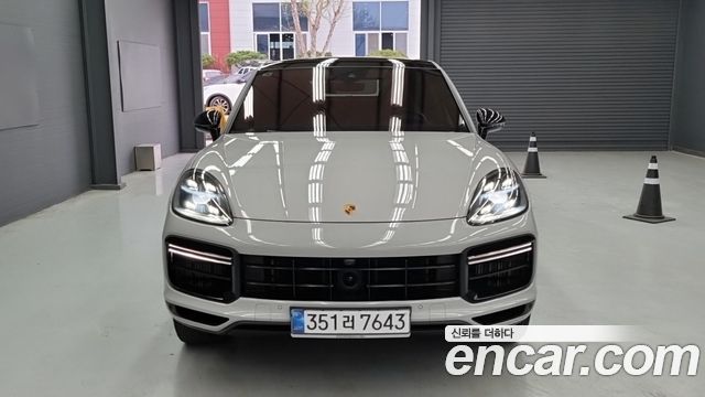 Porsche Cayenne 2023