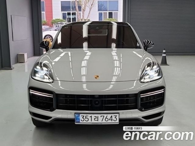 Porsche Cayenne 2023
