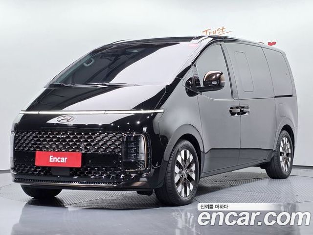 Hyundai Staria 2021