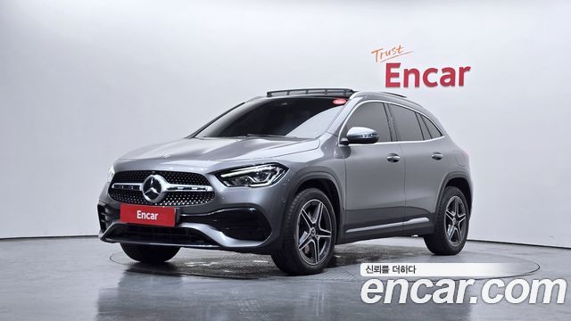 Mercedes-Benz GLA-Class 2020