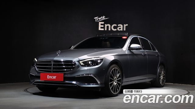 Mercedes-Benz E-Class 2021