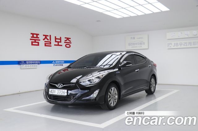 Hyundai AVANTE 2013