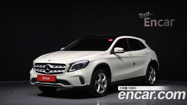 Mercedes-Benz GLA-Class 2017