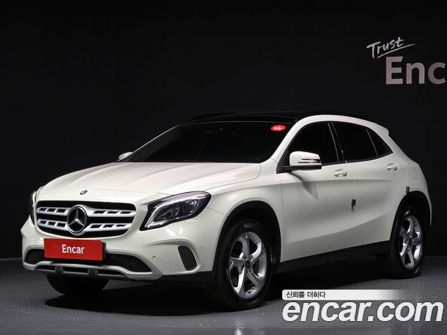 Mercedes-Benz GLA-Class 2017