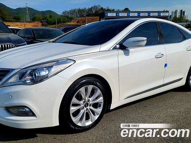 Hyundai Grandeur 2012