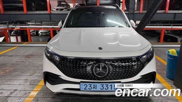 Mercedes-Benz EQB 2025