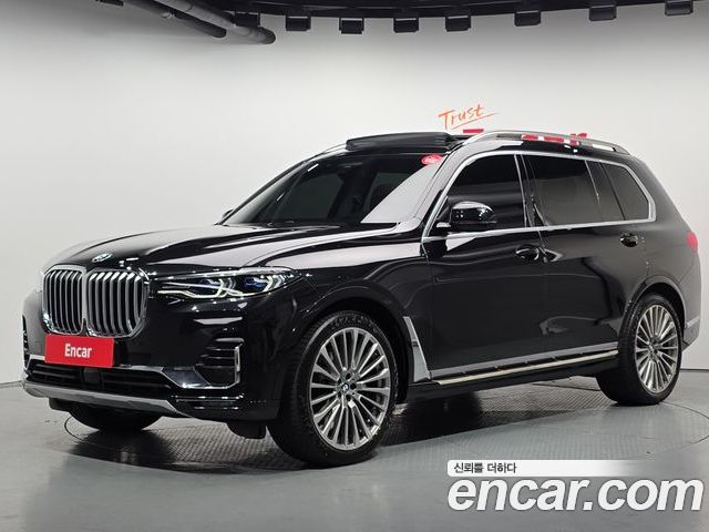 BMW X7 2021