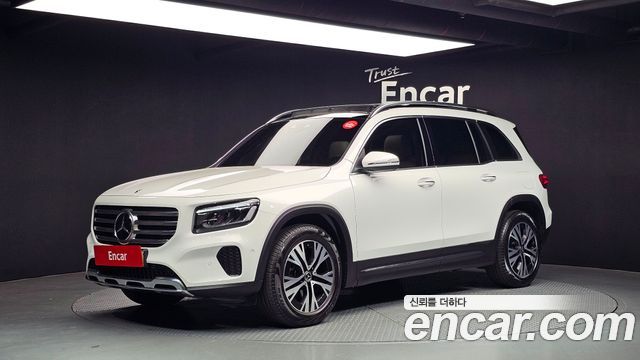 Mercedes-Benz GLB-Class 2024