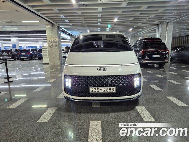 Hyundai Staria 2021