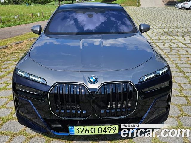 BMW 7-Series 2025