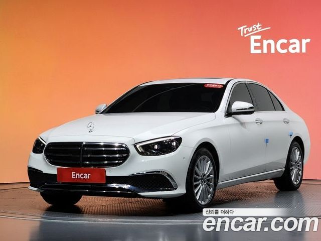 Mercedes-Benz E-Class 2021