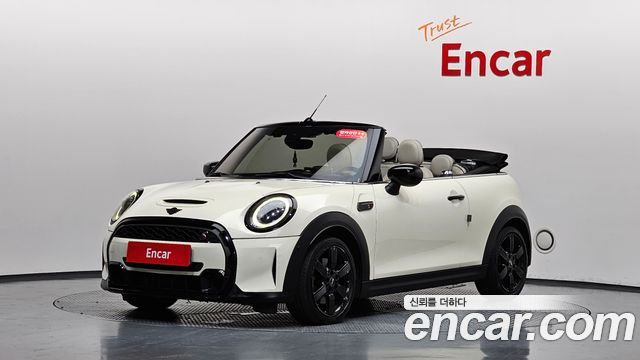 Mini Cooper Convertible 2022