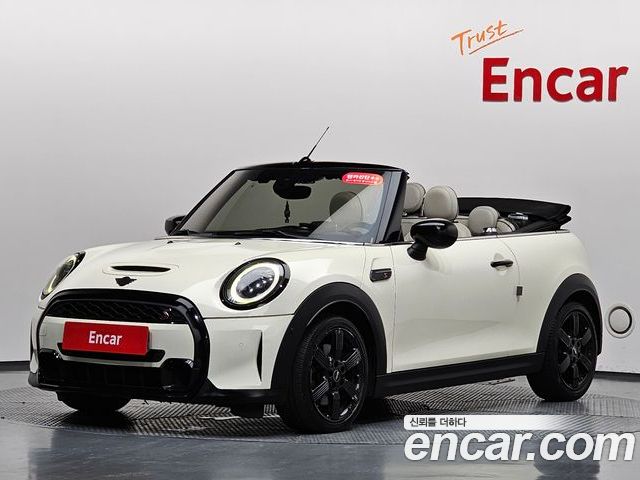 Mini Cooper Convertible 2022