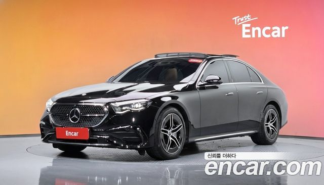 Mercedes-Benz E-Class 2024
