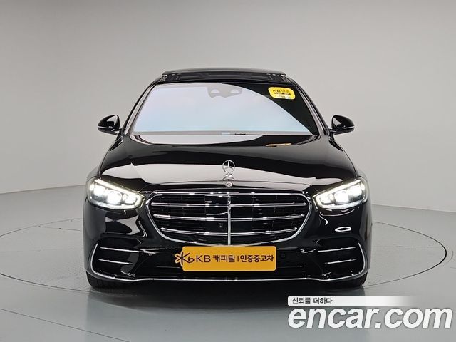 Mercedes-Benz S-Class 2024