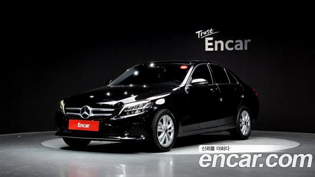 Mercedes-Benz C-Class 2020