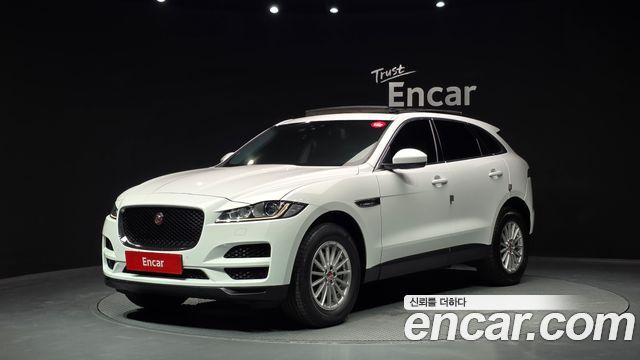 Jaguar F-PACE 2017