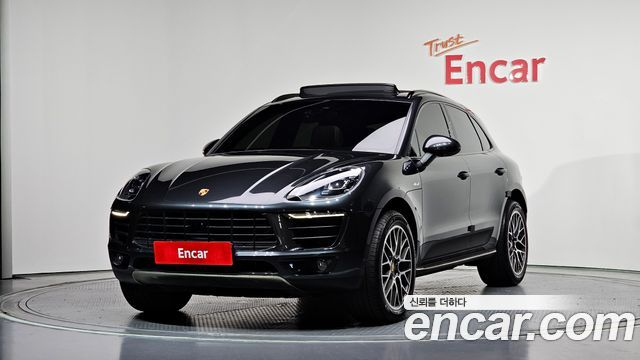Porsche Macan 2016