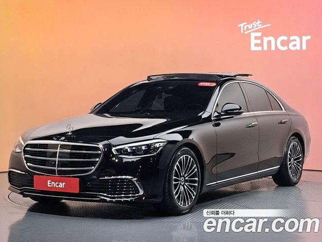 Mercedes-Benz S-Class 2024