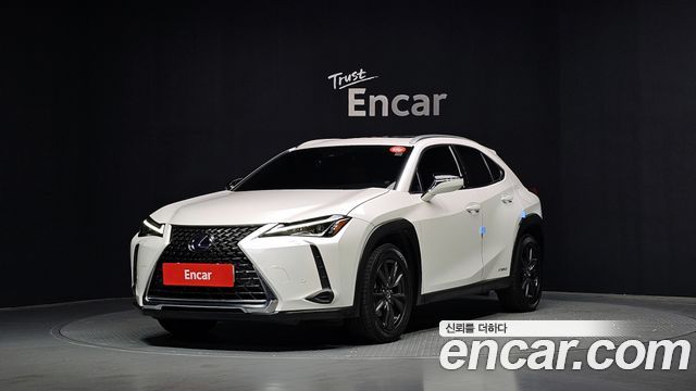 Lexus UX 2019