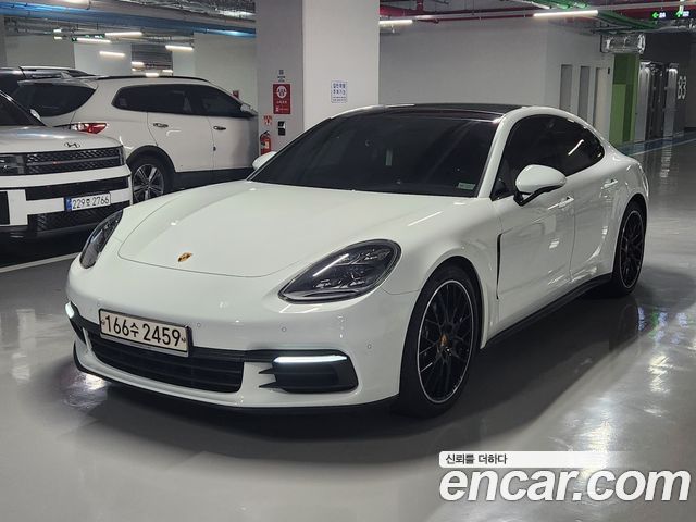 Porsche Panamera 2019