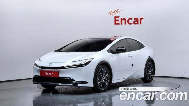 Toyota Prius 2025