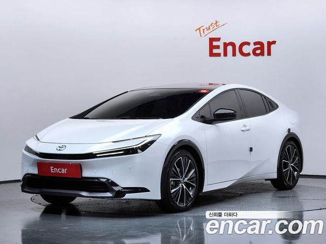 Toyota Prius 2025