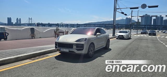Porsche Cayenne 2024