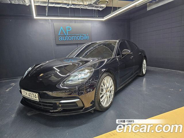 Porsche Panamera 2018