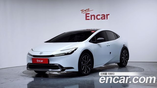 Toyota Prius 2024