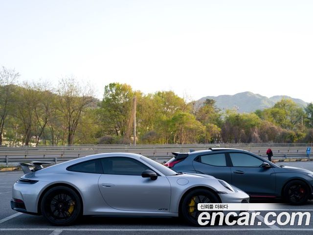 Porsche 911 2025