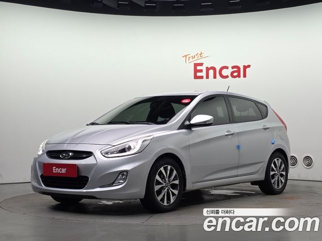 Hyundai Accent 2015